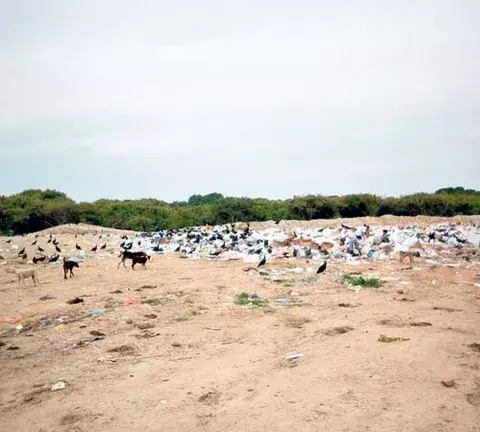 Turistas piden respuestas por el pésimo estado del vertedero de Río Hato 