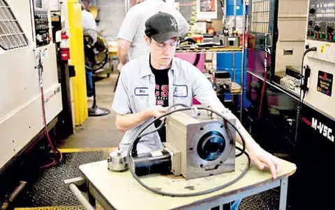 Movimiento de manufacturas crecen 3.3% durante octubre 