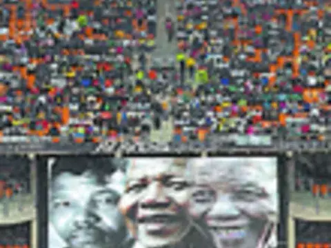 Sudafricanos y líderes mundiales honraron a Nelson Mandela 