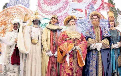 Madrid celebra cabalgata de Reyes Magos  
