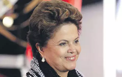 Dilma Rousseff supera a  Lula en su primer año de Gobierno 