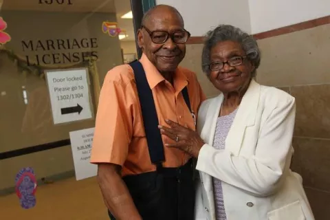 Pareja de 85 años se volverá a casar tras 48 años de divorcio