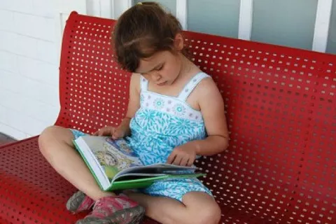 Niña de 5 años ha leído más de 800 libros
