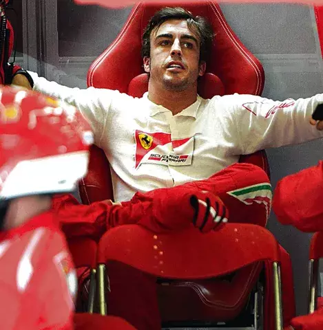 Alonso está bien y piensa en Italia 