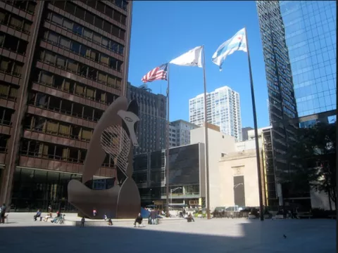Subastarán modelo de estatua de  Pablo Picasso en Chicago 