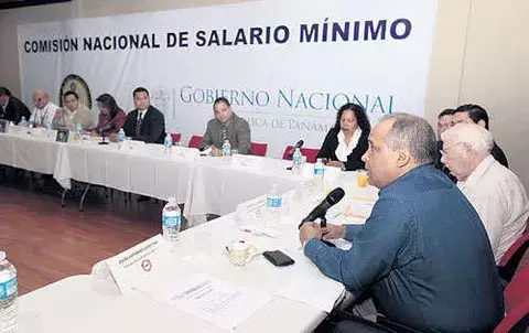 Salario mínimo en manos del Ejecutivo 