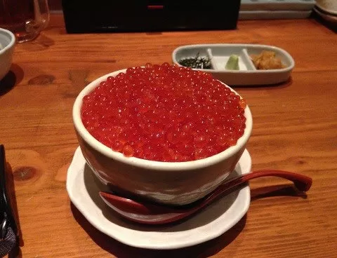Un restaurante japonés multará a clientes que no se acaben su comida