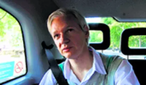 Assange: Reformas se generaron por Snowden 