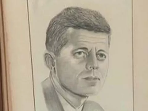 Encuentran retrato de John F. Kennedy escondido en subasta