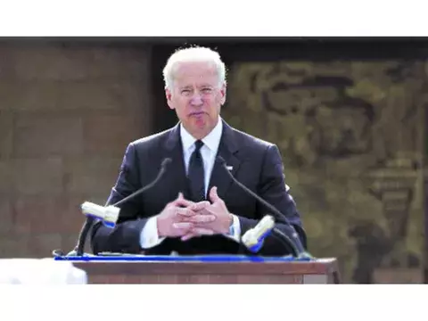  Joe Biden destaca la labor del exlíder israelí 