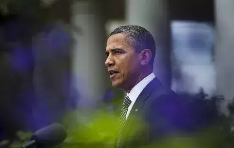 Obama se dice "orgulloso" de operación internacional en Libia
