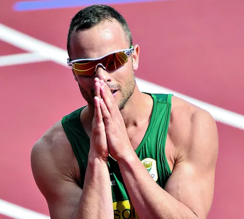 Los familiares del atleta Oscar Pistorius le dieron un respaldo total 