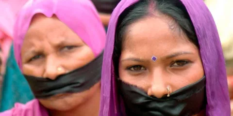 El matrimonio, causa de suicidios en mujeres jóvenes