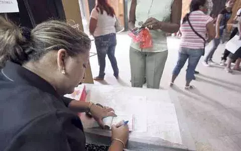 Padres pagan $270 mil en cursos de   recuperación 