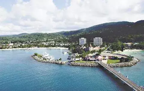 Jamaica aumentará impuesto a visitantes 