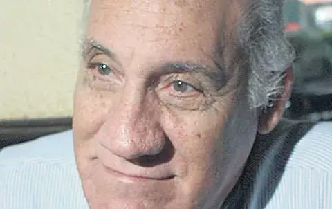    Consultorías despiertan las dudas 