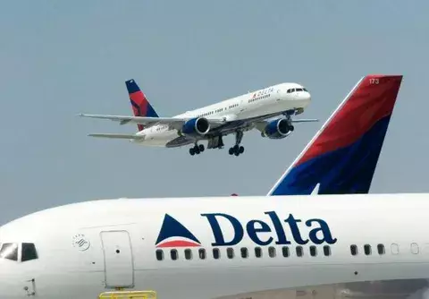Hallan agujas en emparedados servidos en vuelos de Delta