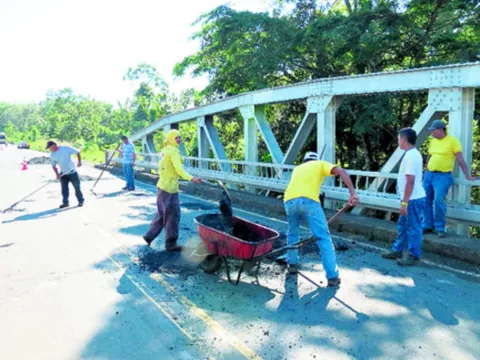 ‘Una pesadilla’ es el  tramo entre Penonomé y Aguadulce, en Coclé 