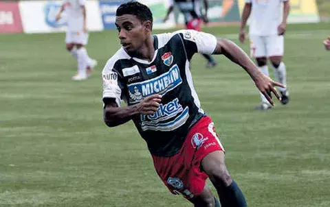 Alemán prepara un ofertón por Buitrago 