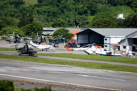 Chávez transforma histórico aeropuerto en parque