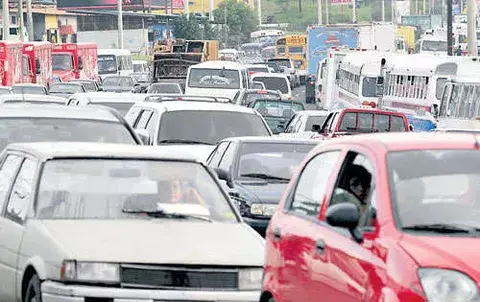 Aumenta comercialización de autos nuevos en Panamá  