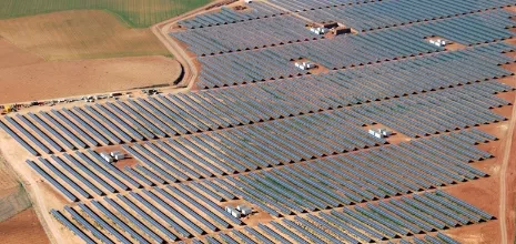 La tecnología solar alumbrará 72,000 hogares en 2013