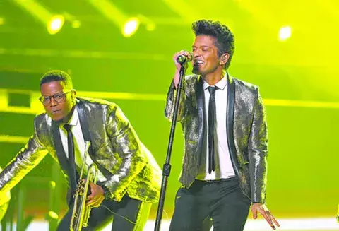 Bruno Mars generó expectativa, pero al final fue considerado básico 