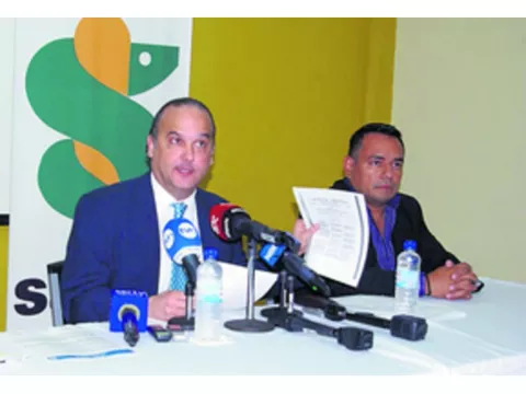 Descontarán a médicos que paralicen sus labores 