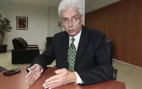 Comitiva gubernamental propone redacción del nuevo artículo 5