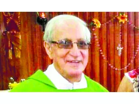  El clérigo había cumplido  los 40 años de sacerdocio 