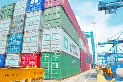 Movimiento de carga disminuyó 5% hasta septiembre  