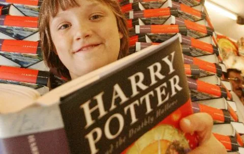 El fenómeno de "Harry Potter" llega a los e-books