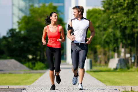 Practicar deportes mejora la actividad sexual