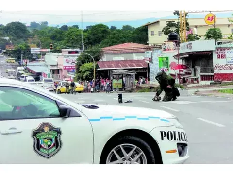  Autoridades inician las investigaciones por la falsa alarma de bomba 