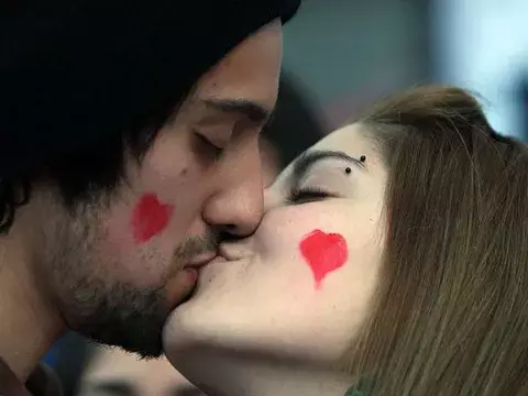 Descubrieron dónde está el amor