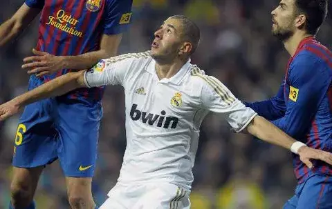 Benzema, nombrado jugador del año en Francia