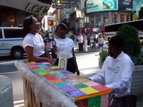 Ochenta y ocho pianos para inundar de música las calles de Nueva York