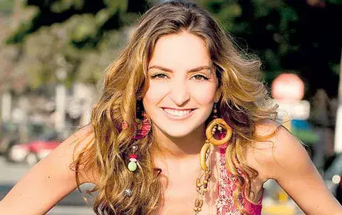 Mirella Cesa: una fiel creyente y precursora de sus raíces andinas  