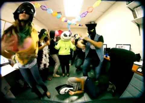 Despiden a un profesor búlgaro por bailar el Harlem Shake con sus alumnos