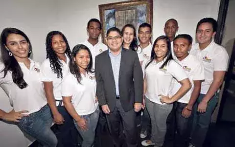 Participantes  del Concurso Nacional de Oratoria visitaron Grupo  EPASA  