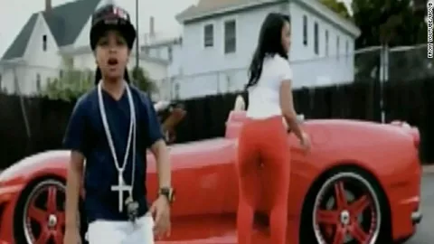 Niño rapero de nueve años causa revuelo por videos