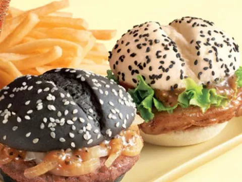 Lanzan hamburguesas blancas y negras
