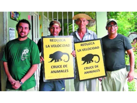 Cruzada para protegerlos de la acción del hombre 