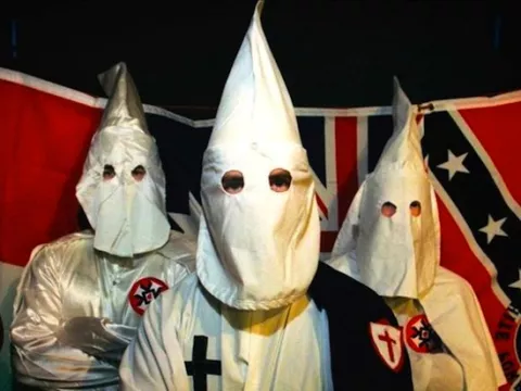 Racismo crece 755% en Estados Unidos