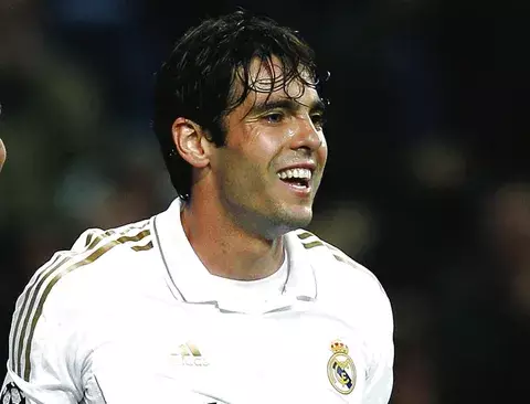 Kaká desea ganarse la confianza de Mourinho 
