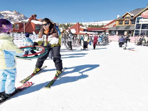 Vacaciones en esquí en época invernal