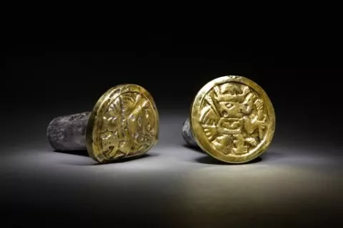 Hallan en Perú mausoleo preinca con 63 momias