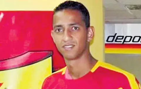 Escobar podría debutar con el Anzoátegui en Venezuela 