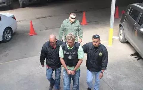 Taveras continúa recluido en la DIJ luego del primer día de investigaciones