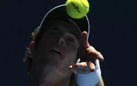Murray tuvo que emplearse a fondo para avanzar a la segunda ronda